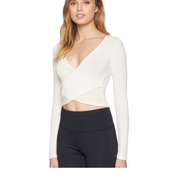 Alo Yoga amelia luxe long sleeve crop in white - Picture 1 of 5